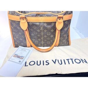 Louis Vuitton Sac Chaussures GM 1983 Rare collectors piece comes with dust bag